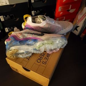 Brand new Nike Vapormax